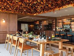 Mercure Omaha Beach Hotel