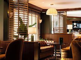 Mercure Omaha Beach Hotel