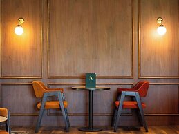 Mercure Omaha Beach Hotel