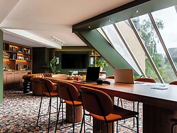 Mercure Omaha Beach Hotel