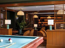 Mercure Omaha Beach Hotel