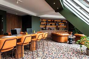 Mercure Omaha Beach Hotel