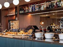 Mercure Omaha Beach Hotel