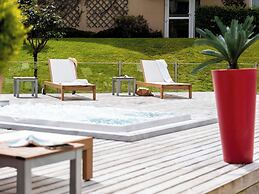 Mercure Omaha Beach Hotel