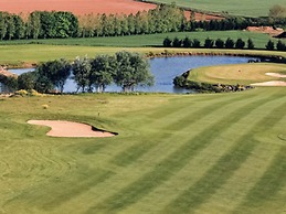 Mercure Omaha Beach Hotel