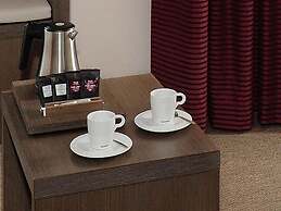 Mercure Omaha Beach Hotel