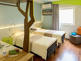 ibis Styles Curitiba Centro Cívico
