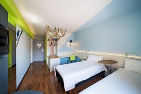 ibis Styles Curitiba Centro Cívico