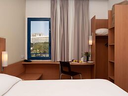ibis Meknes Hotel