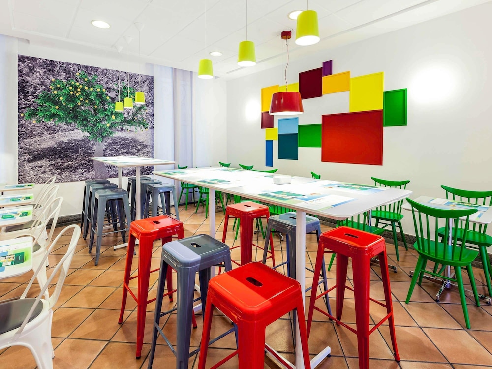ibis Styles Napoli Garibaldi