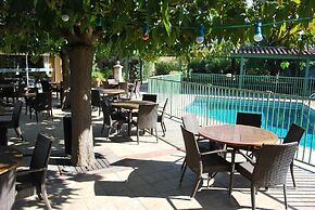 Logis Hotel Uzes Pont du Gard