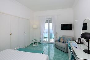 Relais Maresca Luxury Small Hotel