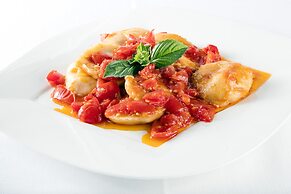 Relais Maresca Luxury Small Hotel