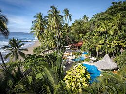 Tango Mar Beachfront Boutique Hotel & Villas