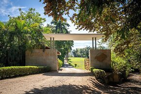 Tango Mar Beachfront Boutique Hotel & Villas