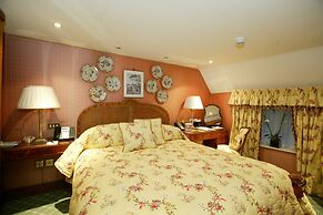 Summer Lodge Country House Hotel