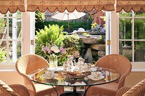 Summer Lodge Country House Hotel