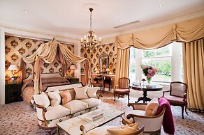 Summer Lodge Country House Hotel