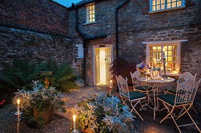 Summer Lodge Country House Hotel