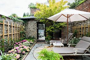 Summer Lodge Country House Hotel