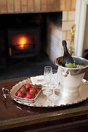 Summer Lodge Country House Hotel