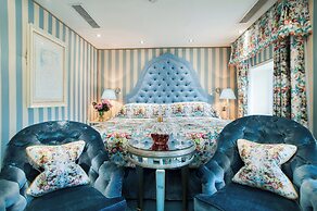 Summer Lodge Country House Hotel