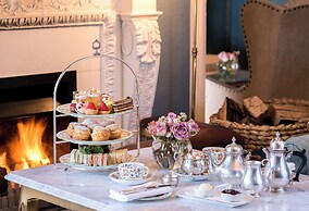 Summer Lodge Country House Hotel