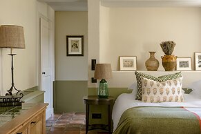 Hotel Crillon Le Brave