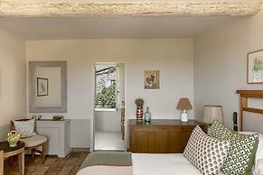 Hotel Crillon Le Brave