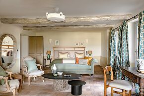 Hotel Crillon Le Brave