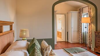 Hotel Crillon Le Brave