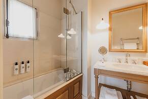 Hotel Crillon Le Brave