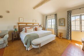 Hotel Crillon Le Brave