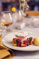 Grande Roche Hotel