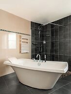 Castel Clara Thalasso & Spa
