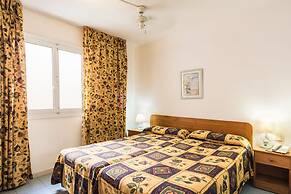 BelleVue Aquarius Aparthotel