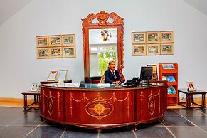 Shikarbadi Hotel