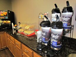 Oak Hill Inn & Suites