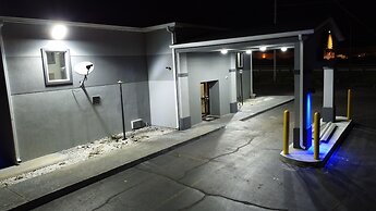 Days Inn by Wyndham Indianapolis East Post Road