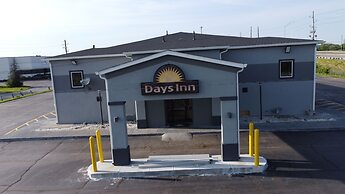 Days Inn by Wyndham Indianapolis East Post Road
