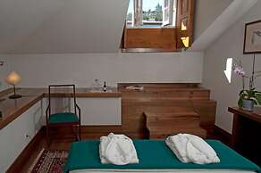 Casa Melo Alvim by Unlock Hotels