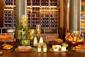 Casa Melo Alvim by Unlock Hotels