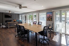 Interurban Suites Hotel