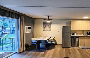 Interurban Suites Hotel