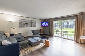 Interurban Suites Hotel