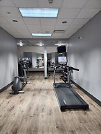 Merit Hotel & Suites