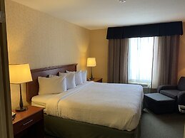 Merit Hotel & Suites