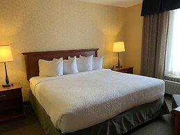 Merit Hotel & Suites