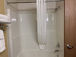 Merit Hotel & Suites