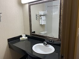 Merit Hotel & Suites